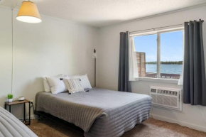 Fife Lake Lodge 2BR Loft with Kitchen & Lake Views
